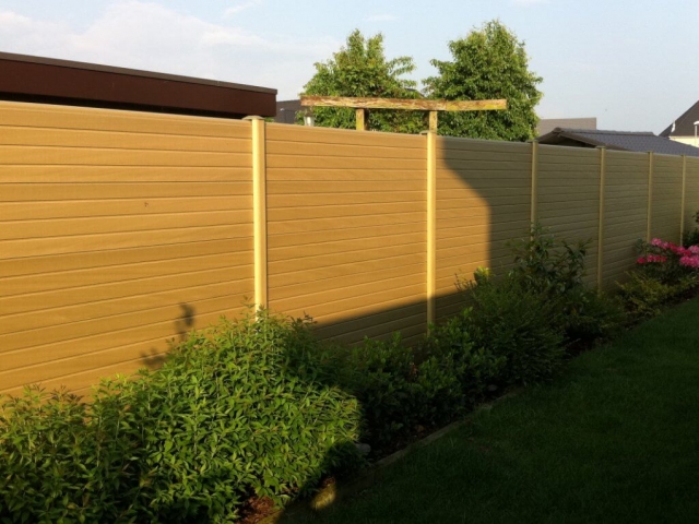 ECOfencing tuinscherm in de beige kleur